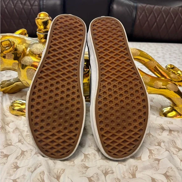 Vans Cartoon Slip-On Sneakers - Picture 5 of 7